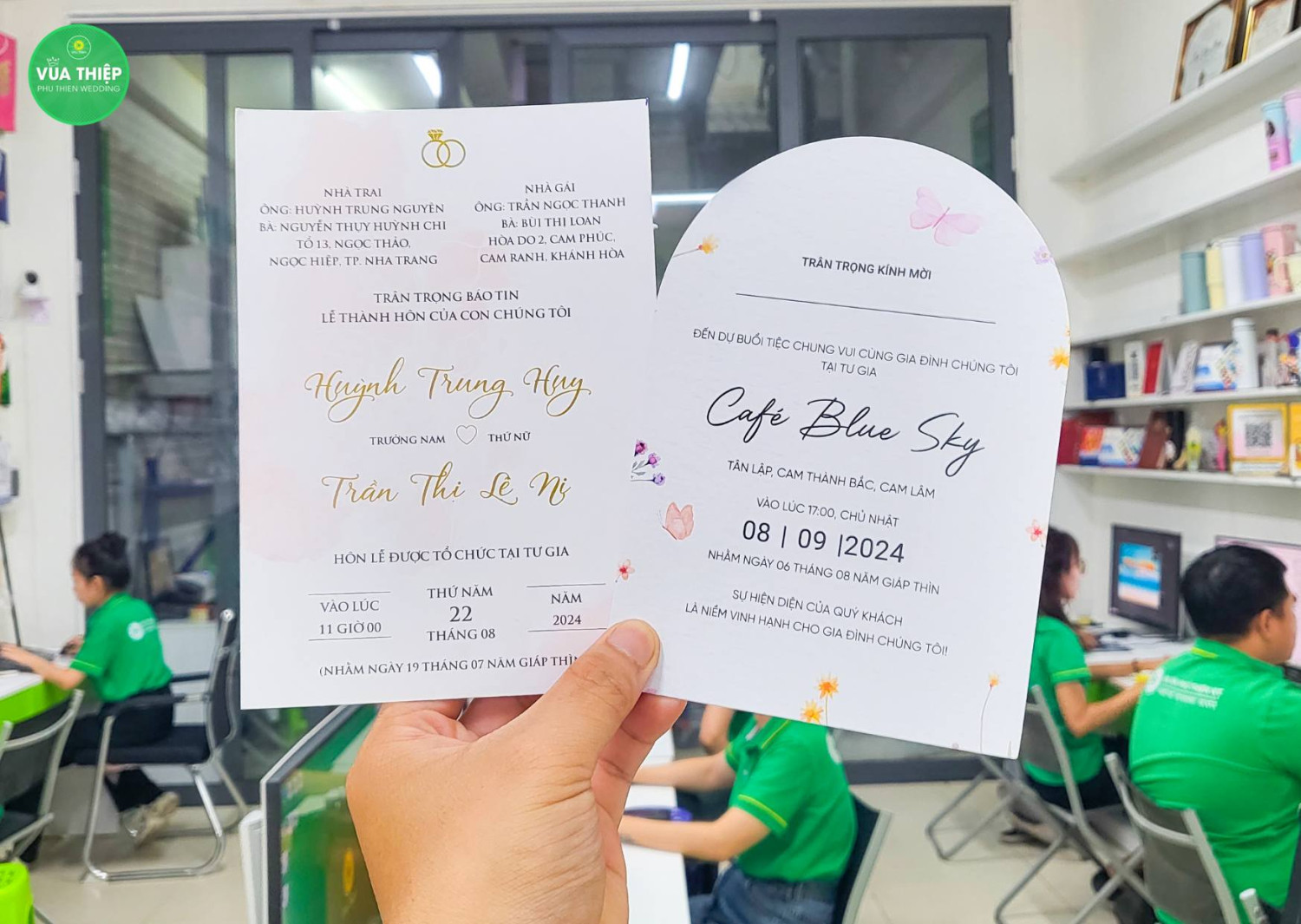 Ảnh hưởng của công nghệ in đến chi phí in thiệp cưới