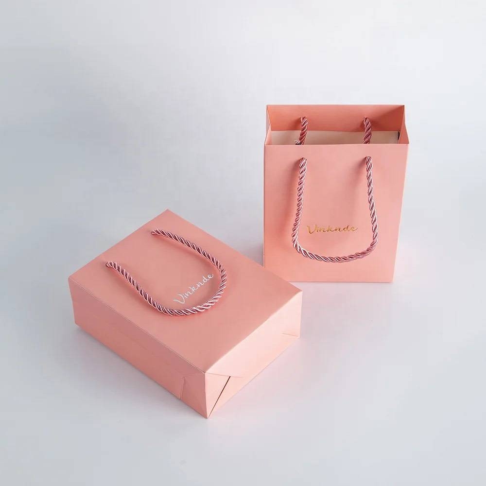 Bộ sưu tập các mẫu bao bì quà tặng đẹp