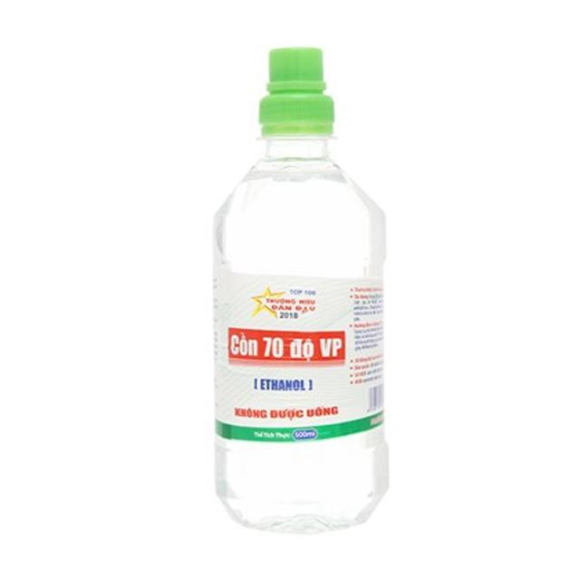 Bóc tem dán trên bề mặt nhựa bằng cồn y tế