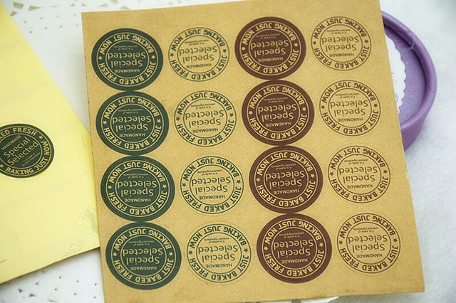 Decal làm từ giấy Kraft