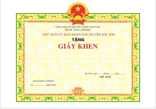 Giấy khen phong cách truyền thống sử dụng họa tiết cổ điển