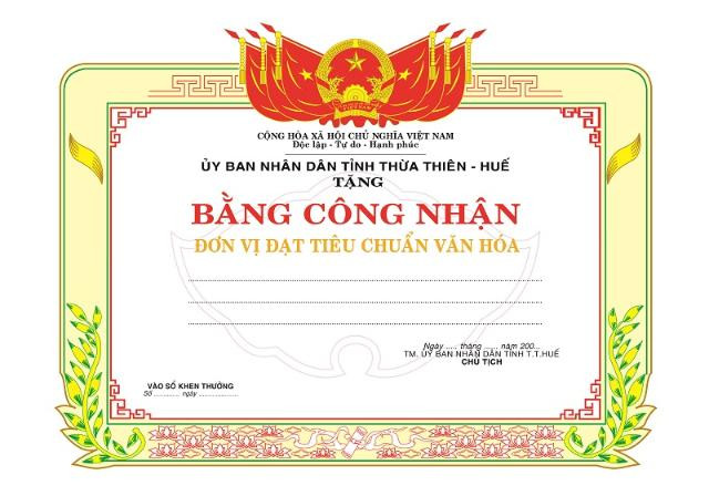 Giấy khen sáng tạo với bố cục và yếu tố đồ họa mới lạ