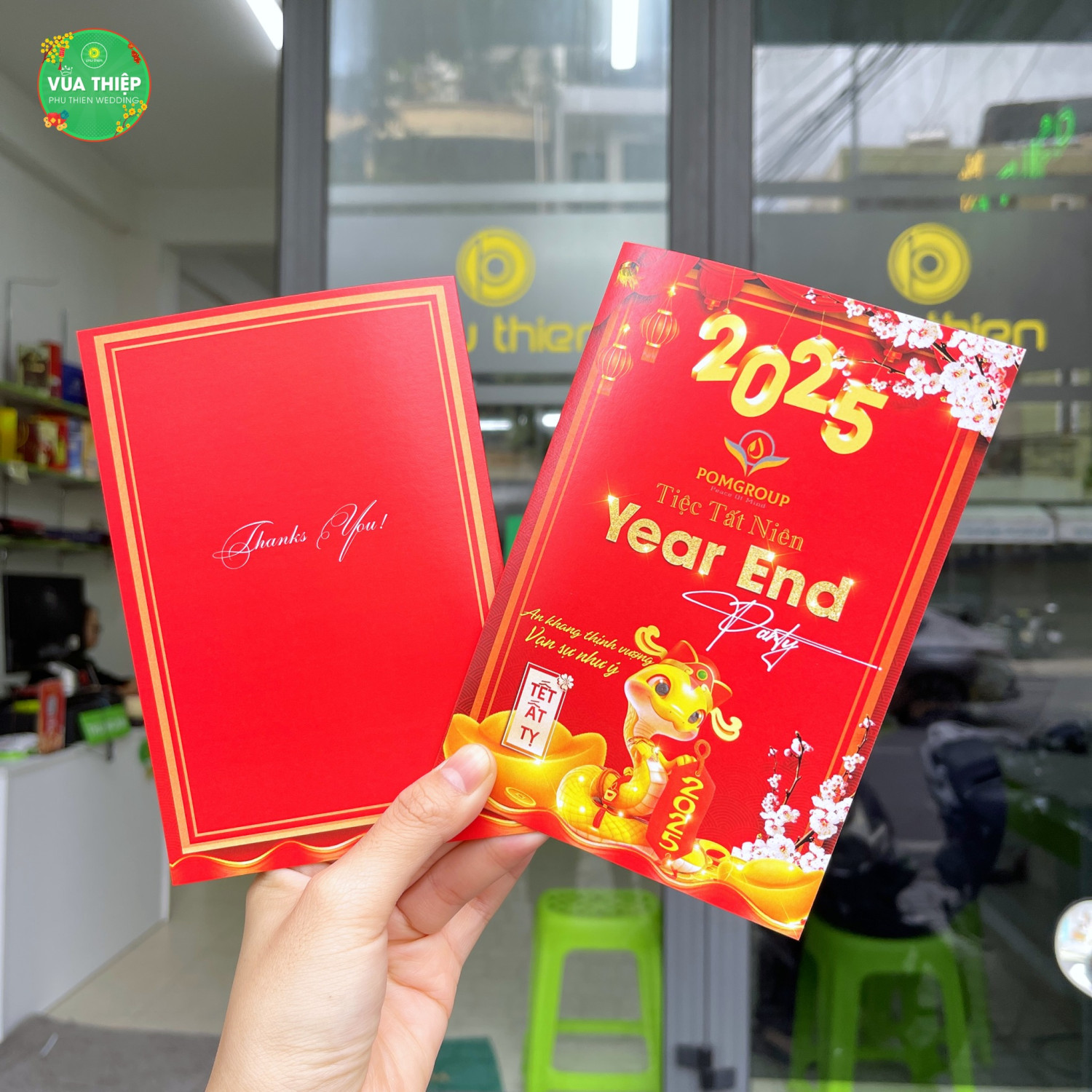Lỗi in sai màu sắc trên thiệp mời