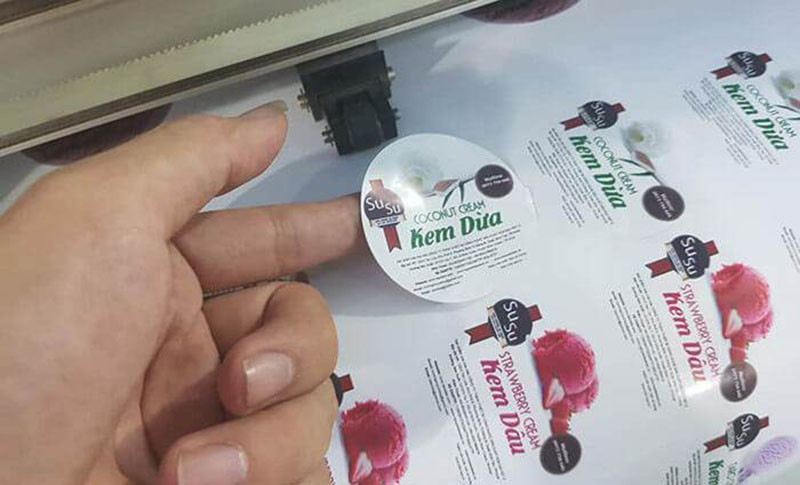 Mẫu decal nhựa trắng sữa