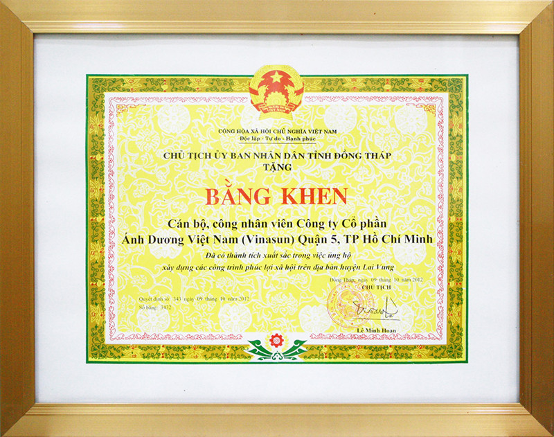 mau-giay-khen-va-bang-khen-pho-bien-6