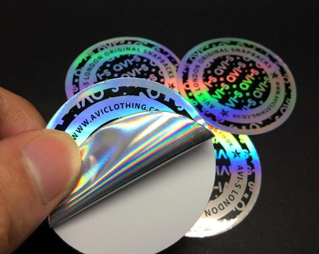 Ví dụ minh họa các loại sản phẩm sử dụng tem chống giả hologram.